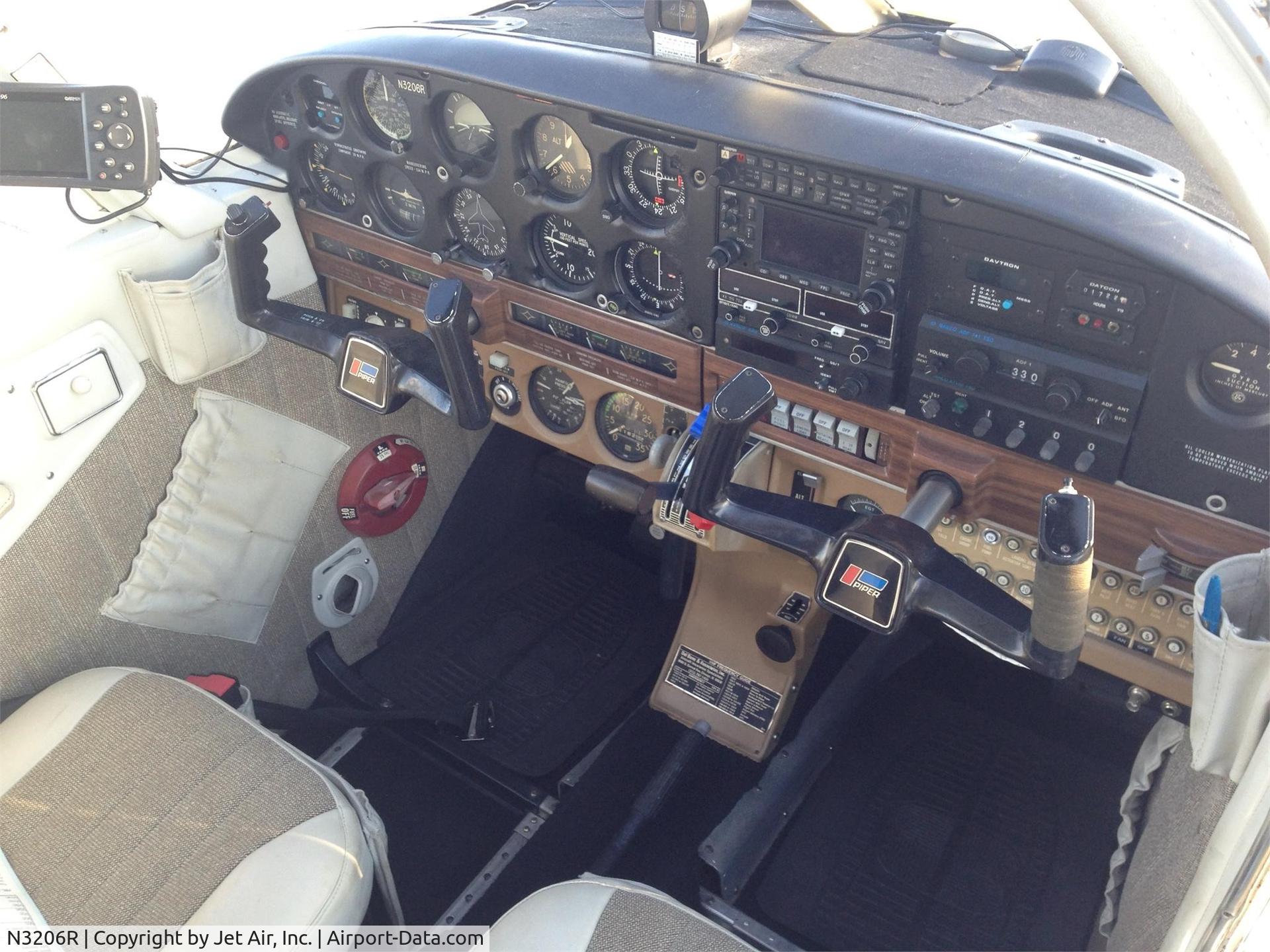 N3206R, 1969 Piper PA-28R-180 Cherokee Arrow C/N 28R-31128, 1969 Piper PA-28R-180