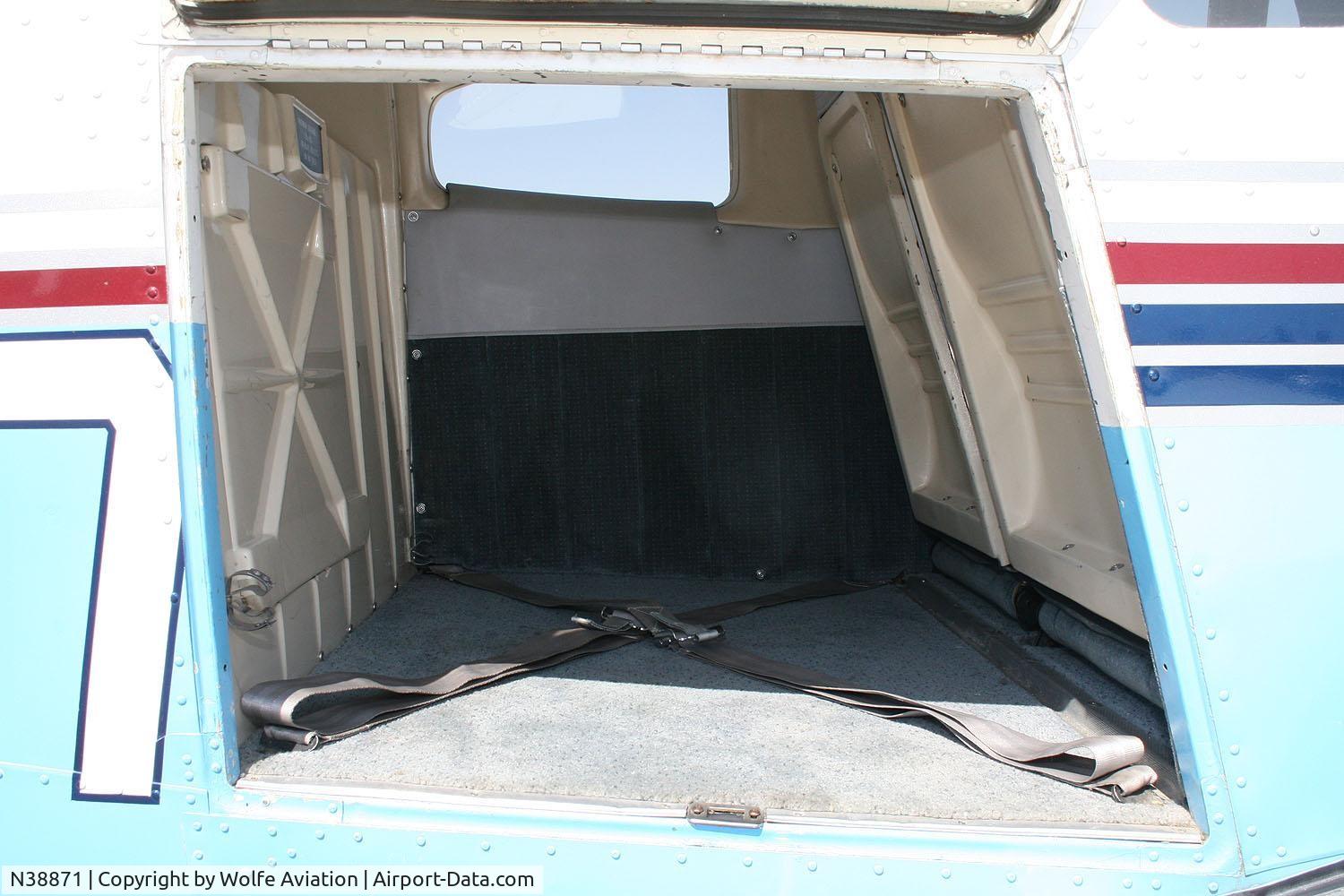 N38871, 1977 Piper PA-28R-201T Cherokee Arrow III C/N 28R-7703281, 1977 Piper PA-28R-201T