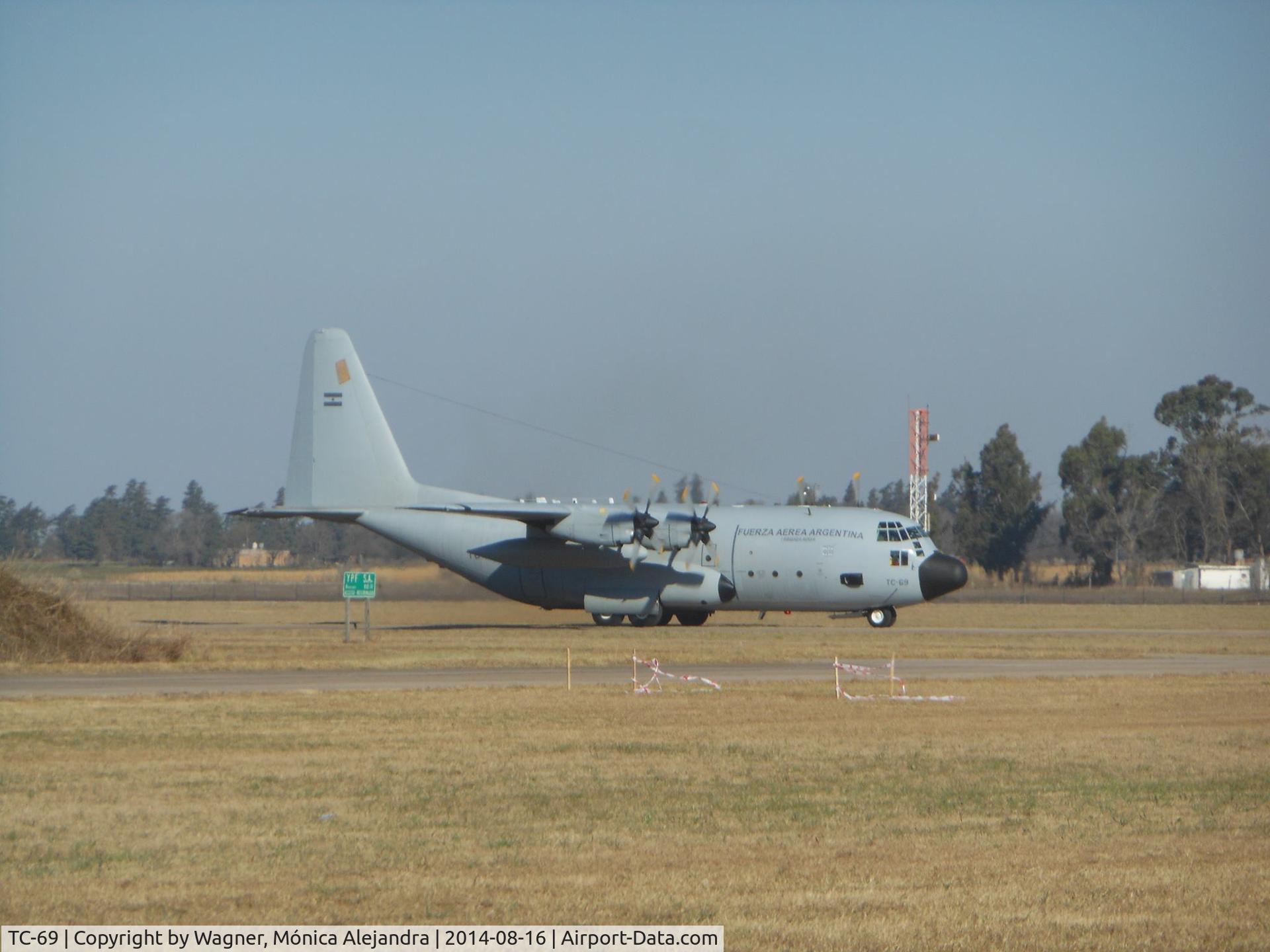 TC-69, 1979 Lockheed KC-130H Hercules C/N 382-4814, Jornadas Puertas Abiertas 70º Aniversario Área de Material Río Cuarto, Córdoba, Argentina