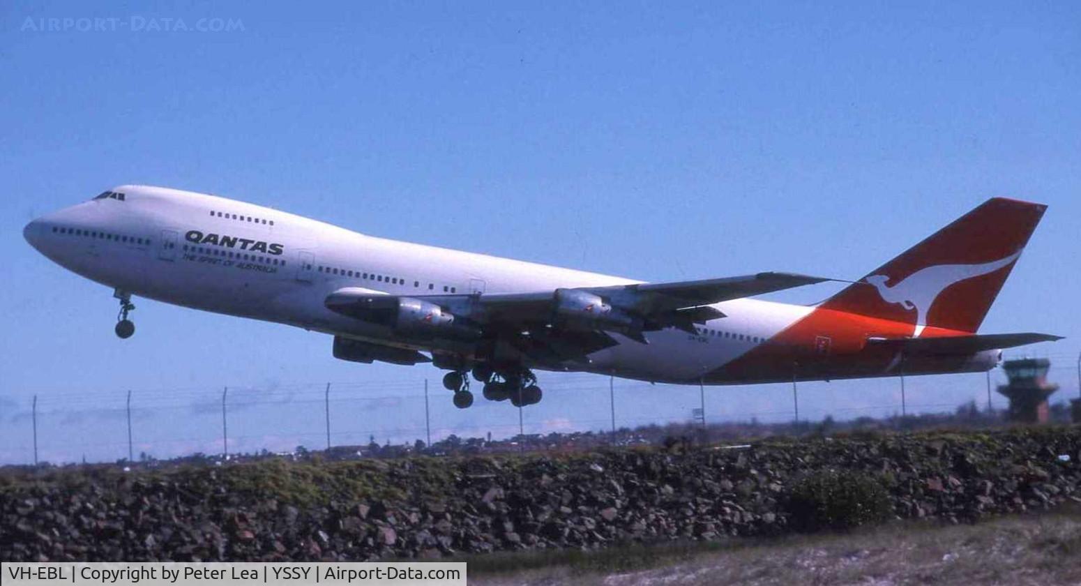 VH-EBL, 1976 Boeing 747-238B C/N 21237, Photo taken at Sydney in 1988