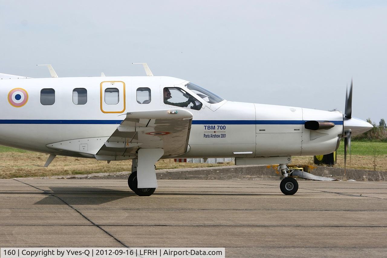 160, 2000 Socata TBM-700 C/N 160, French army Socata TBM 700, Taxiing to holding point, Lann Bihoué Air Base (LFRH-LRT) Open day 2012