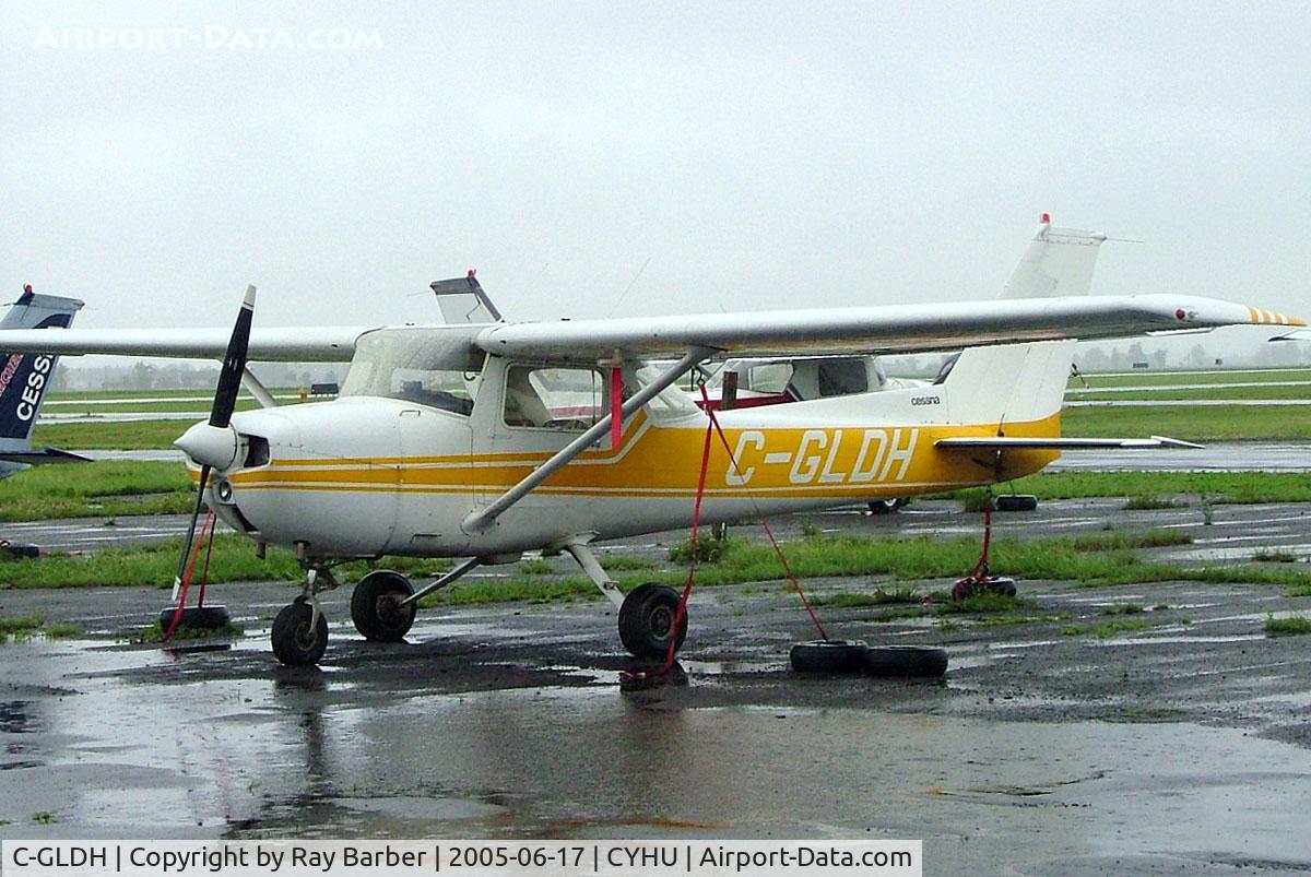 C-GLDH, 1974 Cessna 150M C/N 15076146, Cessna 150M [150-76146] St. Hubert~C 17/06/2005
