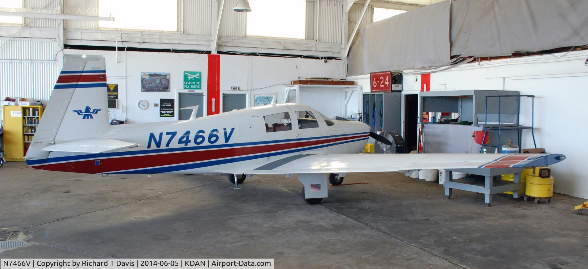 N7466V, 1975 Mooney M20C Ranger C/N 20-1160, 1975 Mooney  M20C in Danville Va.
