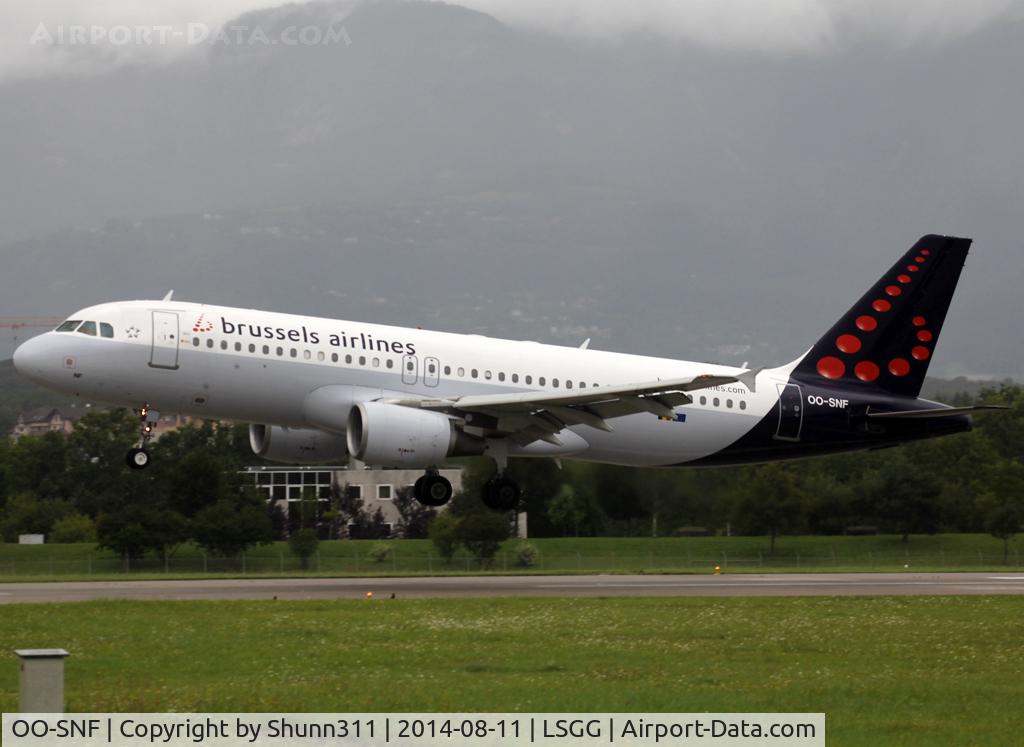 OO-SNF, 2006 Airbus A320-214 C/N 2810, Landing rwy 23