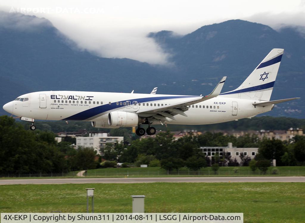 4X-EKP, 2001 Boeing 737-8Q8 C/N 30639, Landing rwy 23