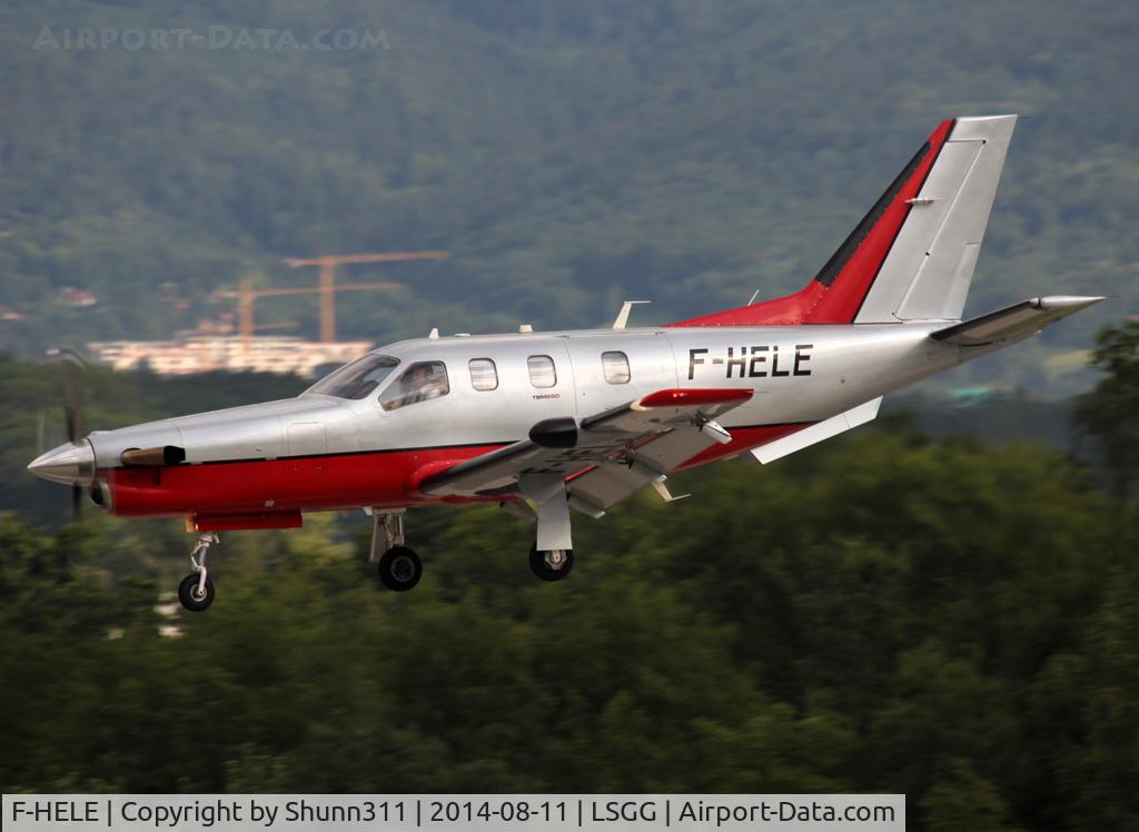 F-HELE, 2009 Socata TBM-700 C/N 511, Landing rwy 23