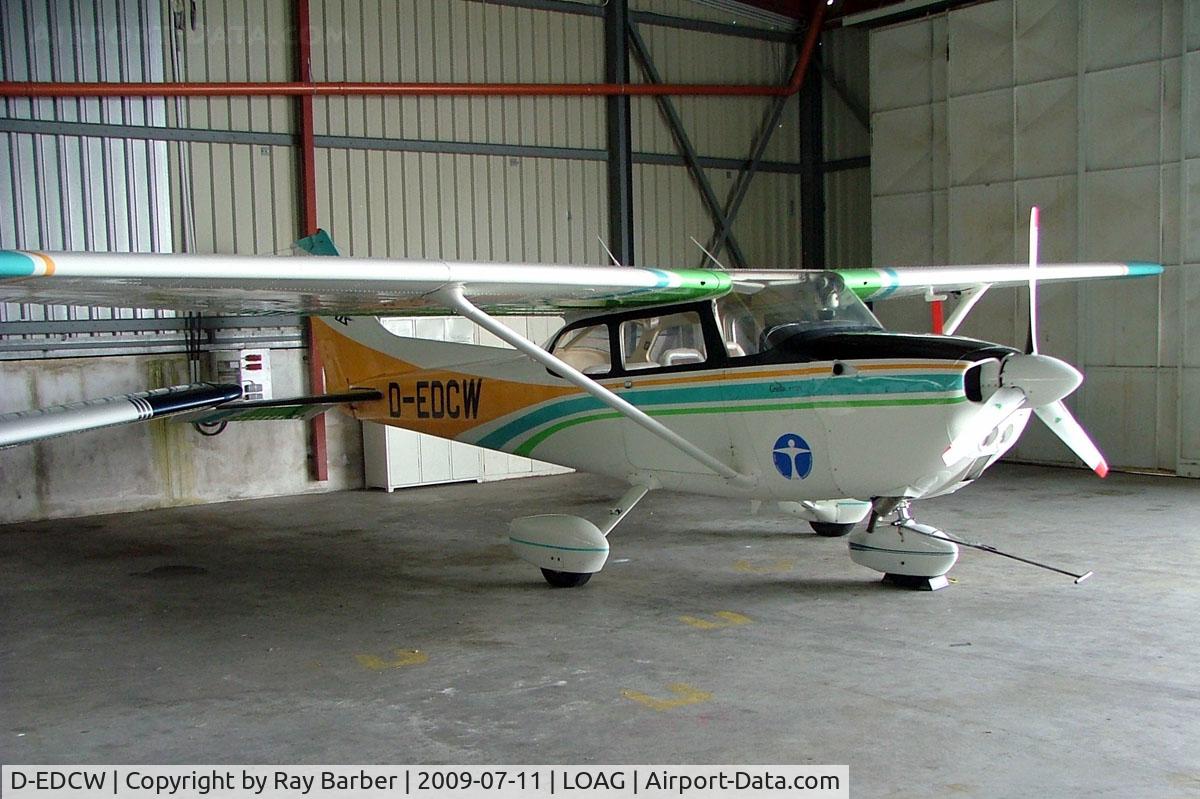D-EDCW, Reims F172N Skyhawk C/N 1776, R/Cessna F.172N Skyhawk [1776]  Krems~OE 11/07/2009