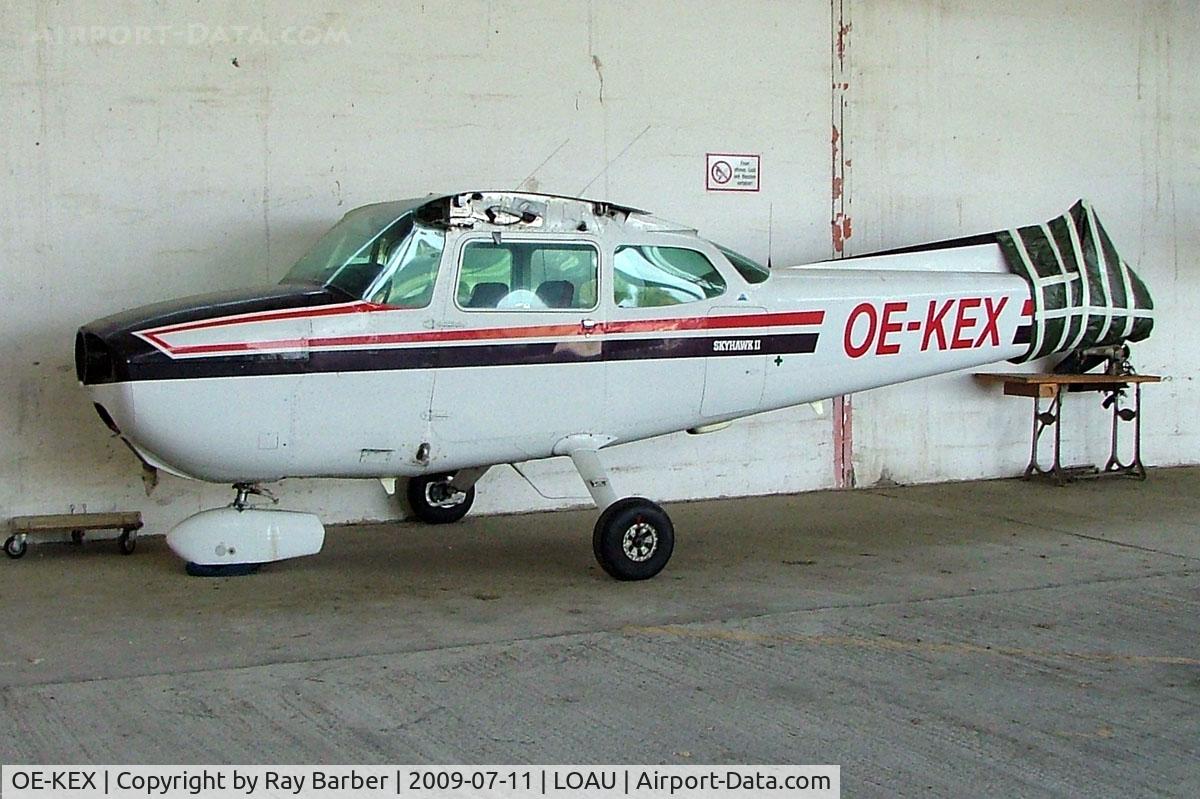 OE-KEX, Cessna 172P C/N 17274957, Cessna 172P Skyhawk [172-74957] Stockerau~OE 11/07/2009