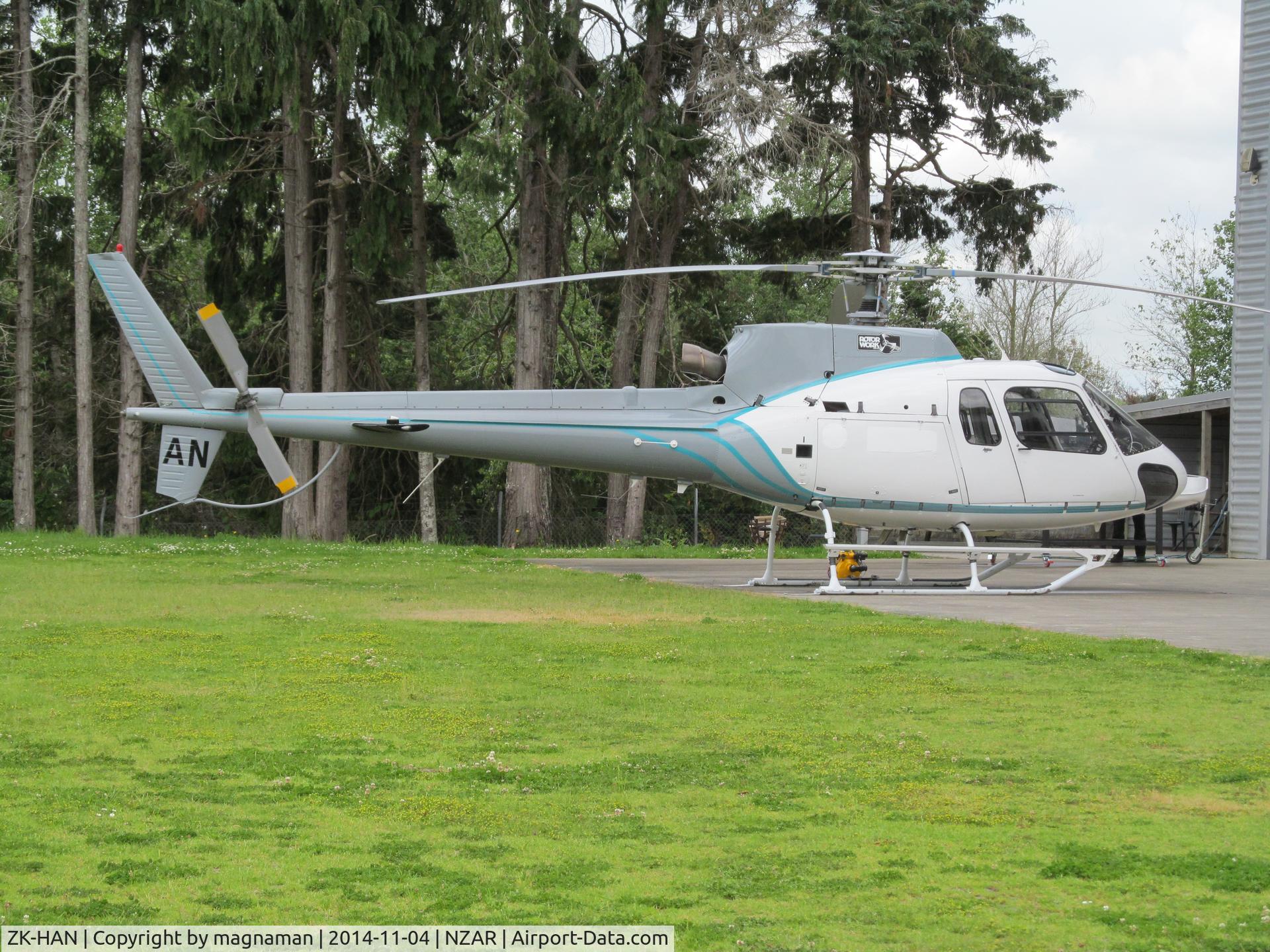 ZK-HAN, 1998 Eurocopter AS-350B-2 Ecureuil Ecureuil C/N 3154, Outside oceania aviation c/n 3154