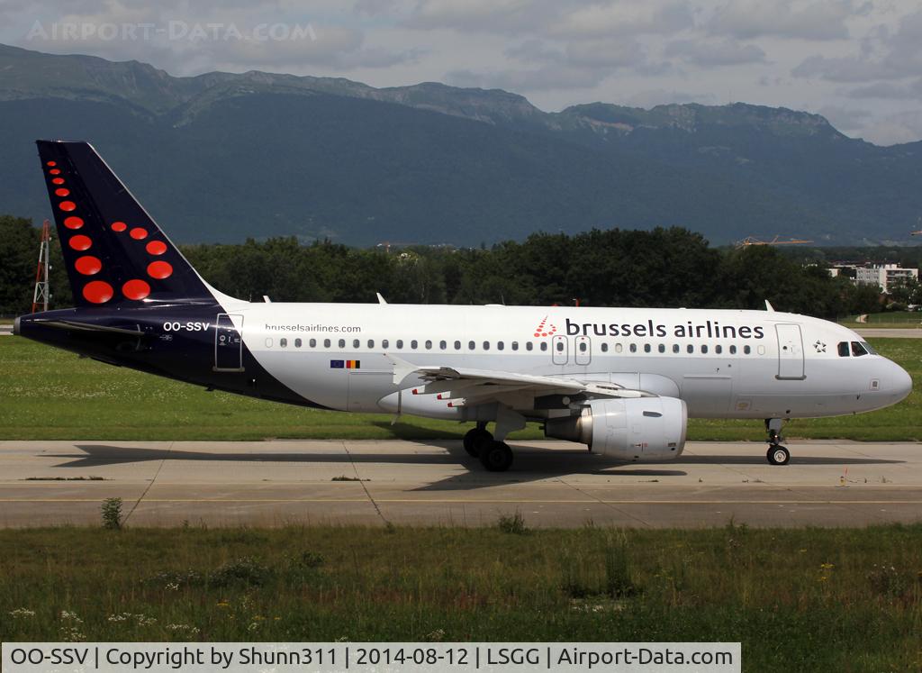 OO-SSV, 2004 Airbus A319-111 C/N 2196, Taxiing holding point rwy 23 for departure...