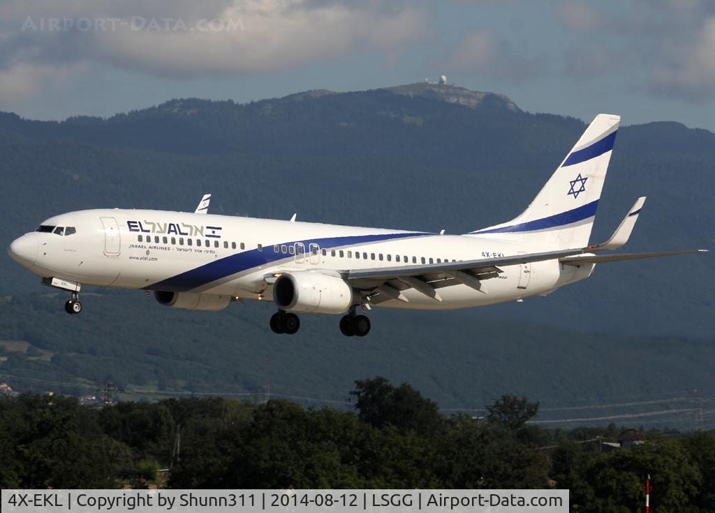 4X-EKL, 2009 Boeing 737-85P C/N 35478, Landing rwy 23