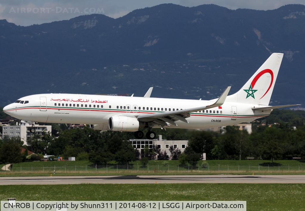 CN-ROB, 2005 Boeing 737-8B6 C/N 33060, Landing rwy 23