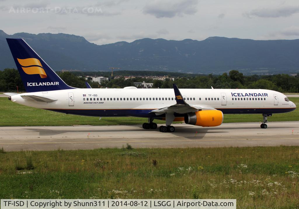 TF-ISD, 1991 Boeing 757-223 C/N 24596, Taxiing holding point rwy 23 for departure...