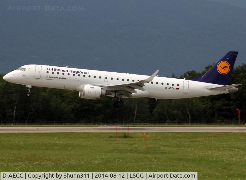 D-AECC, 2009 Embraer 190LR (ERJ-190-100LR) C/N 19000333, Landing rwy 23