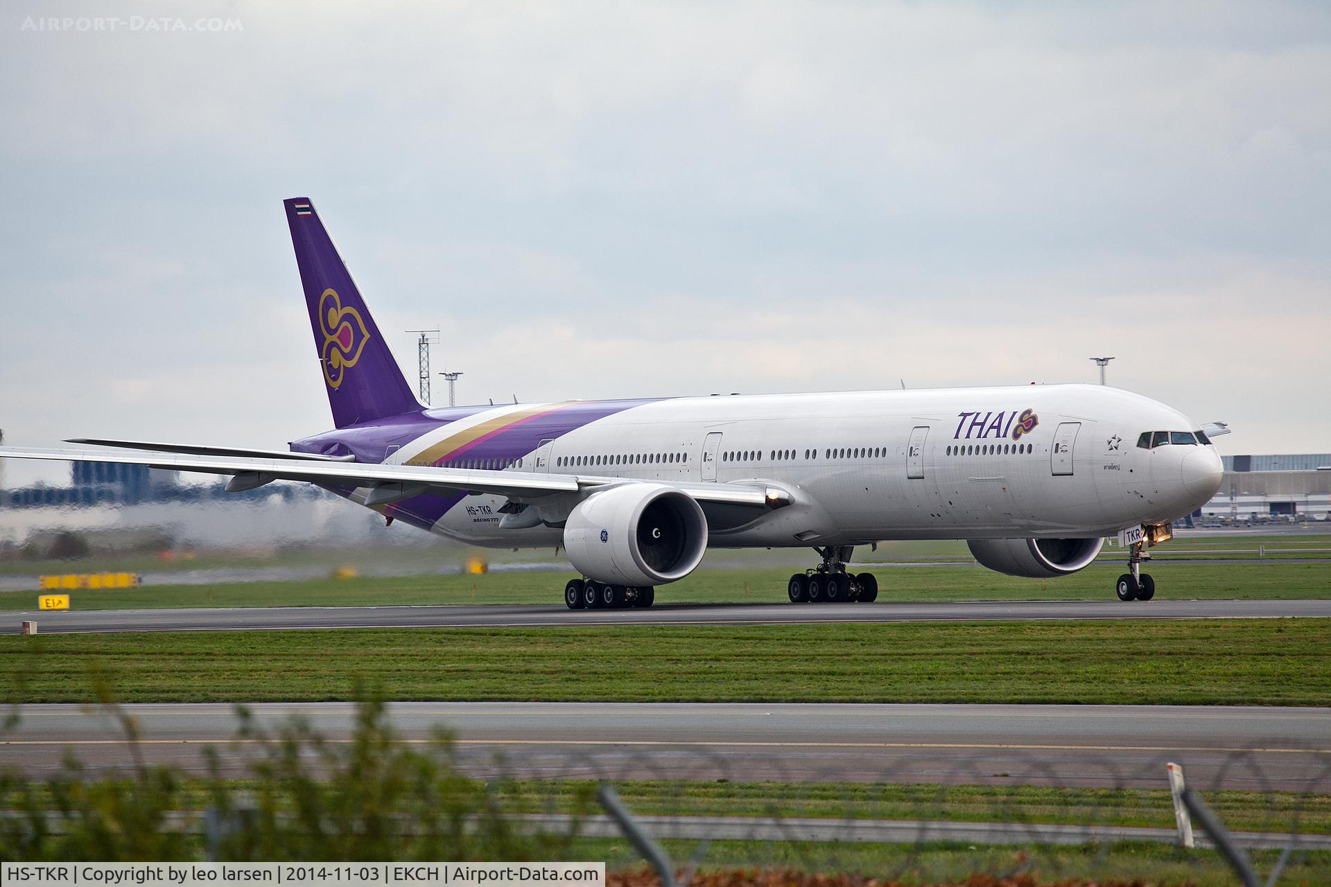 HS-TKR, 2013 Boeing 777-3AL/ER C/N 41527, Copenhagen 3.11.14