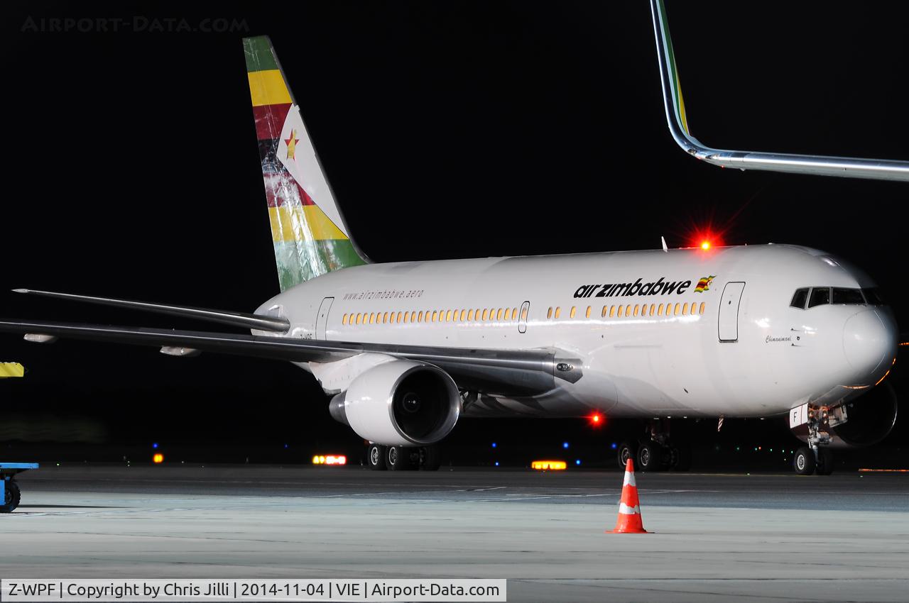 Z-WPF, 1990 Boeing 767-2N0ER C/N 24867, Air Zimbabwe