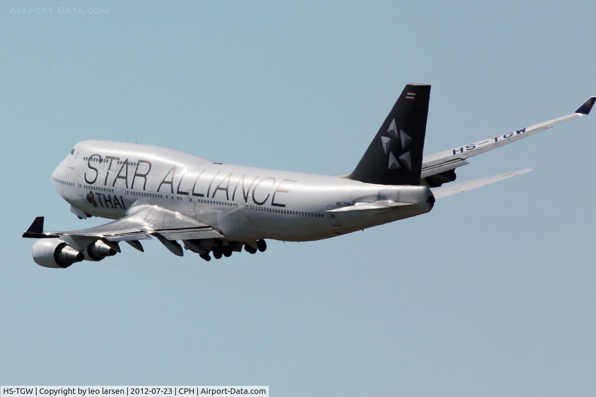 HS-TGW, 1997 Boeing 747-4D7 C/N 27724, Copenhagen 23.7.12