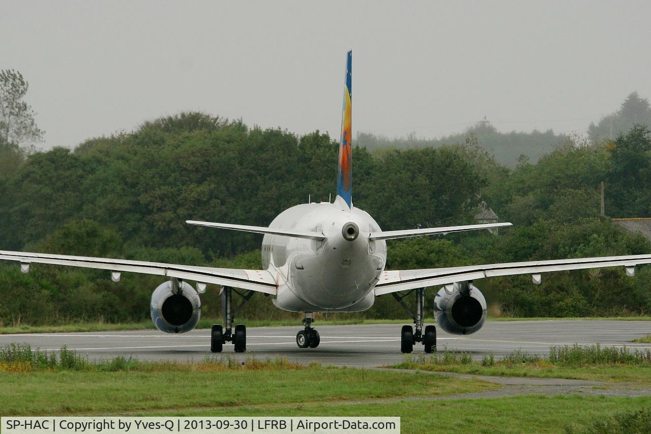 SP-HAC, 1997 Airbus A320-233 C/N 739, Airbus A320-233, Lining up prior take-off rwy 25L, Brest-Bretagne airport (LFRB-BES)
