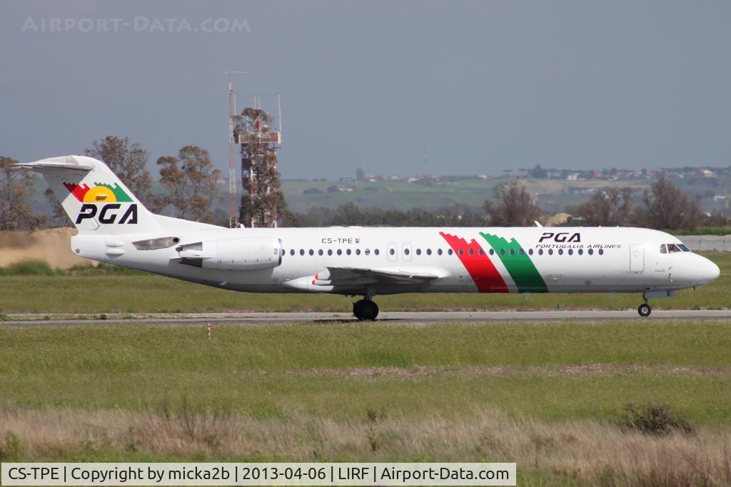 CS-TPE, 1991 Fokker 100 (F-28-0100) C/N 11342, Taxiing