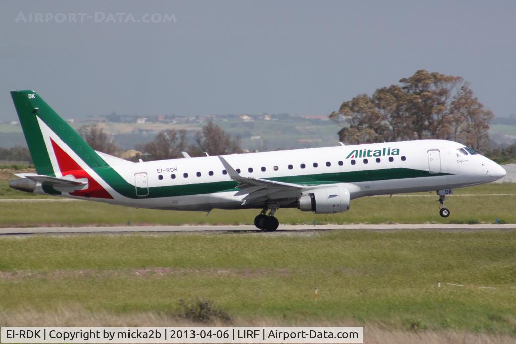 EI-RDK, 2012 Embraer 175STD (ERJ-170-200STD) C/N 17000343, Take off