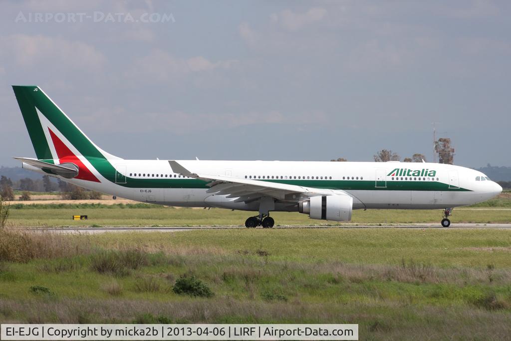 EI-EJG, 2010 Airbus A330-202 C/N 1123, Taxiing