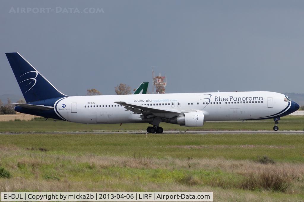 EI-DJL, 1991 Boeing 767-330/ER C/N 25137, Take off