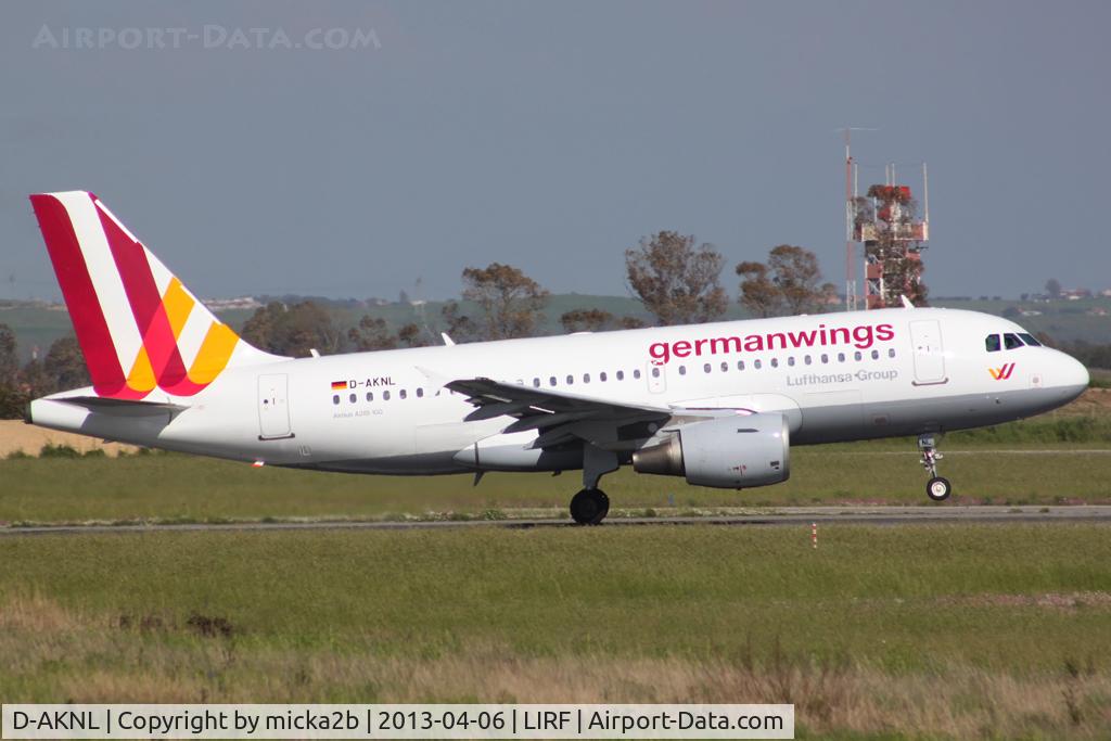 D-AKNL, 1999 Airbus A319-112 C/N 1084, Take off. Scrapped in july 2022.