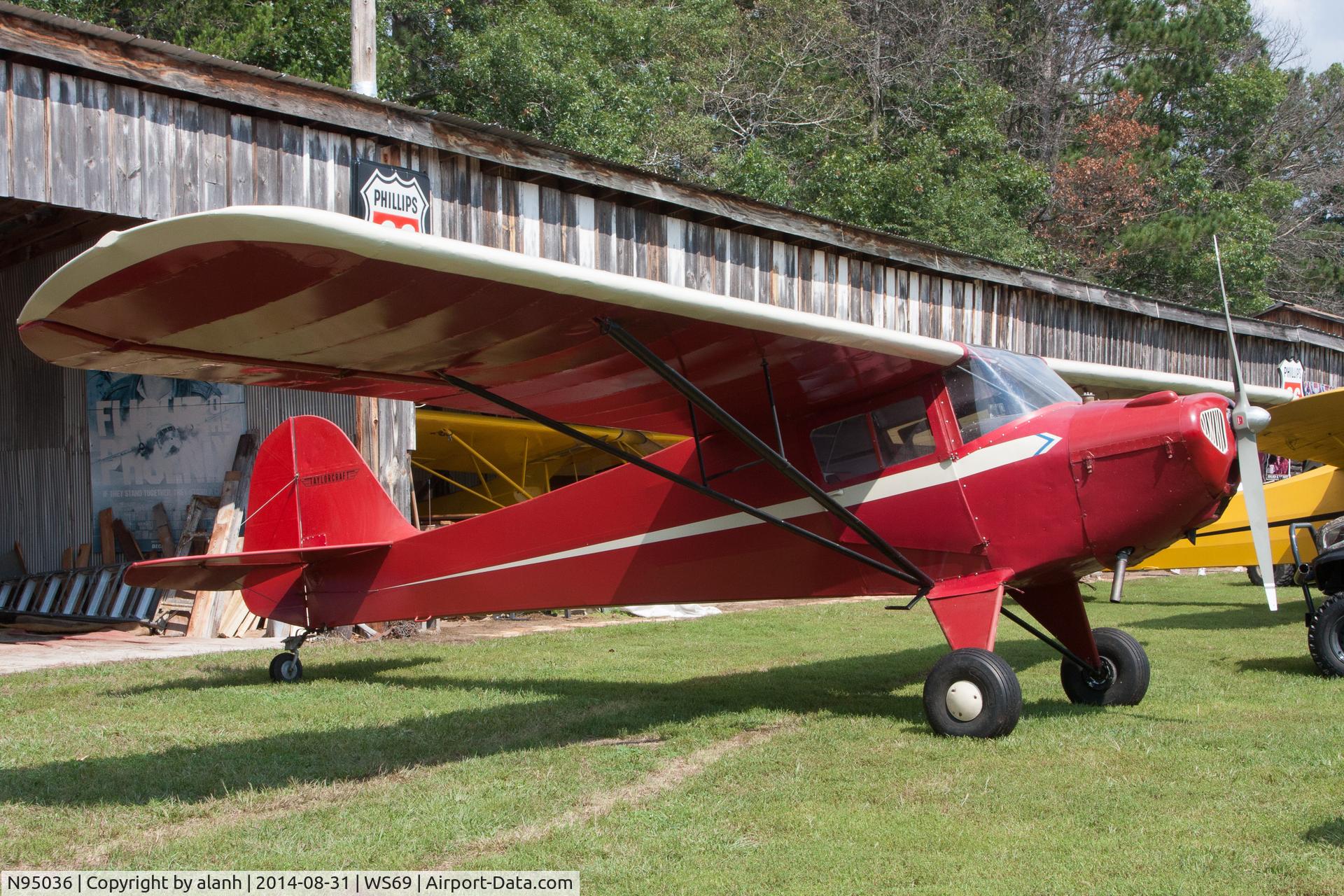N95036, 1946 Taylorcraft BC12-D C/N 9436, Resident at Log Cabin, outside during the fly-in