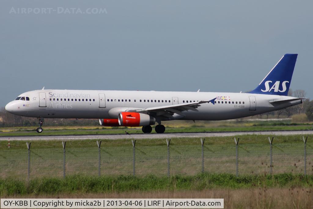 OY-KBB, 2001 Airbus A321-232 C/N 1642, Landing