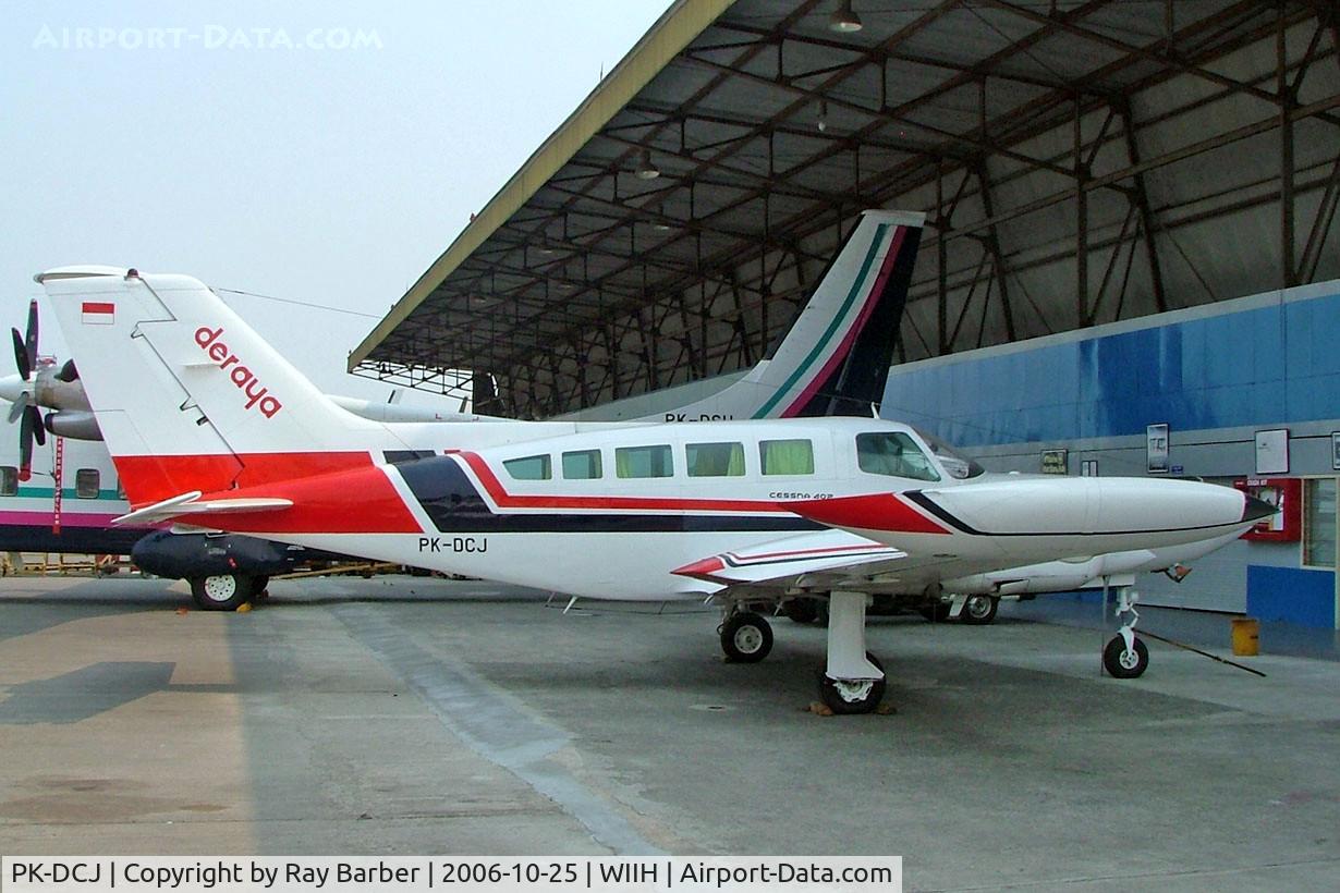 PK-DCJ, Cessna 402B C/N 402B0615, Cessna 402B Businessliner [402B-0615] (Deraya Air Taxi) Jakarta-Halim Perdanakusuma Int~PK 25/10/2006