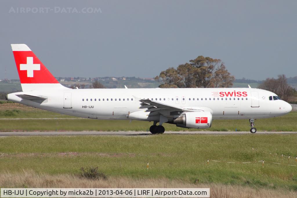 HB-IJU, 2003 Airbus A320-214 C/N 1951, Taxiing