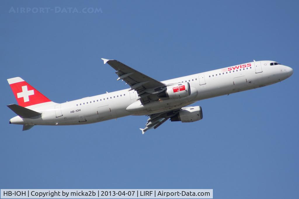 HB-IOH, 1997 Airbus A321-111 C/N 664, Take off