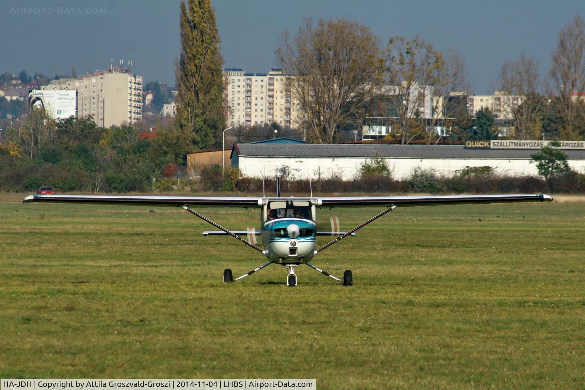 HA-JDH, 1971 Reims 150L C/N 15000734, Budaörs Airport