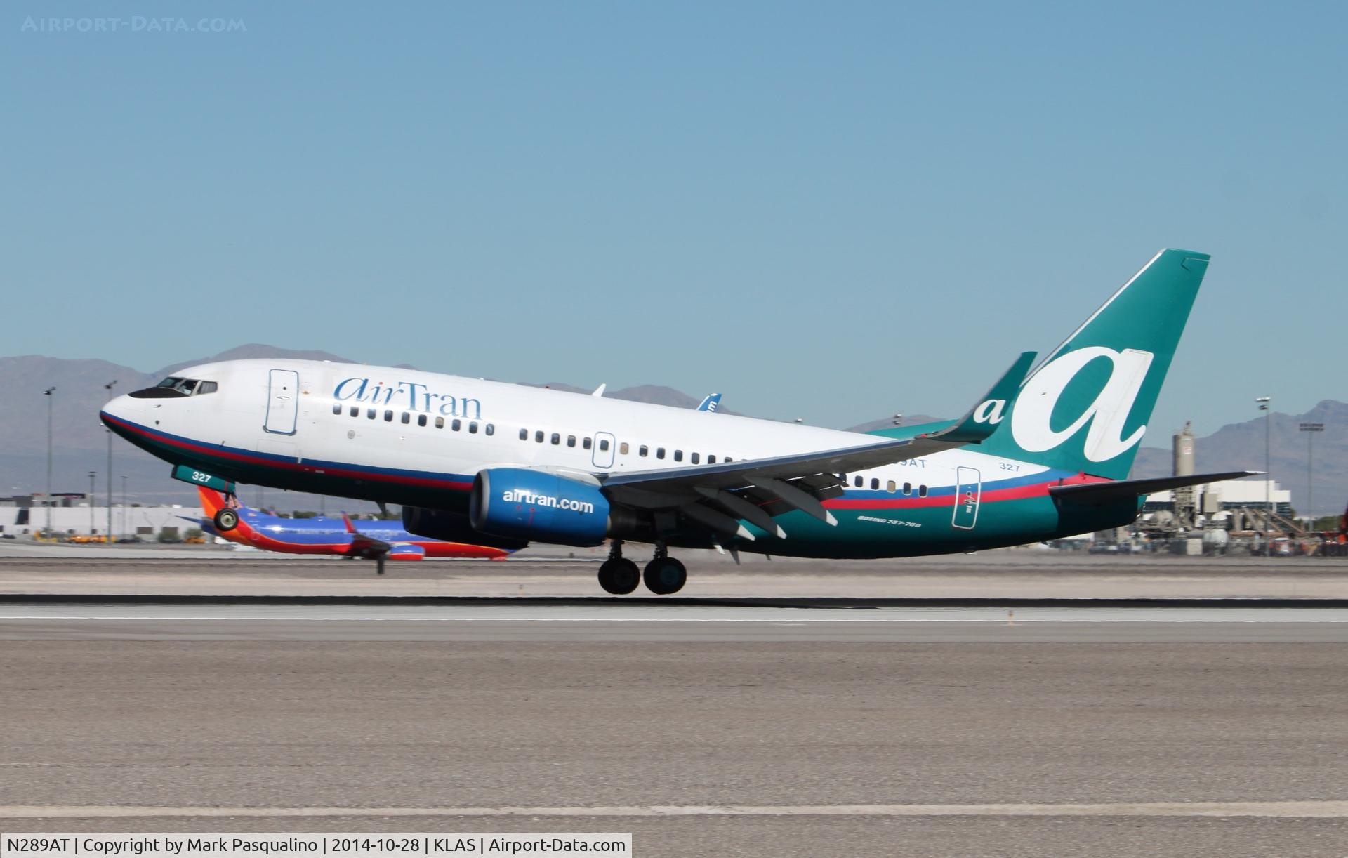 N289AT, 2006 Boeing 737-76N C/N 32673, Boeing 737-700