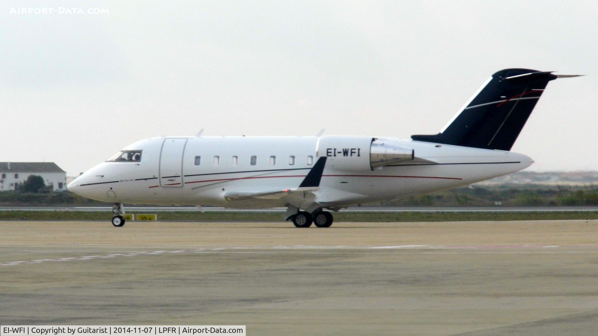 EI-WFI, 2009 Canadair Challenger 605 (CL-600-2B16) C/N 5812, Just about to depart Faro