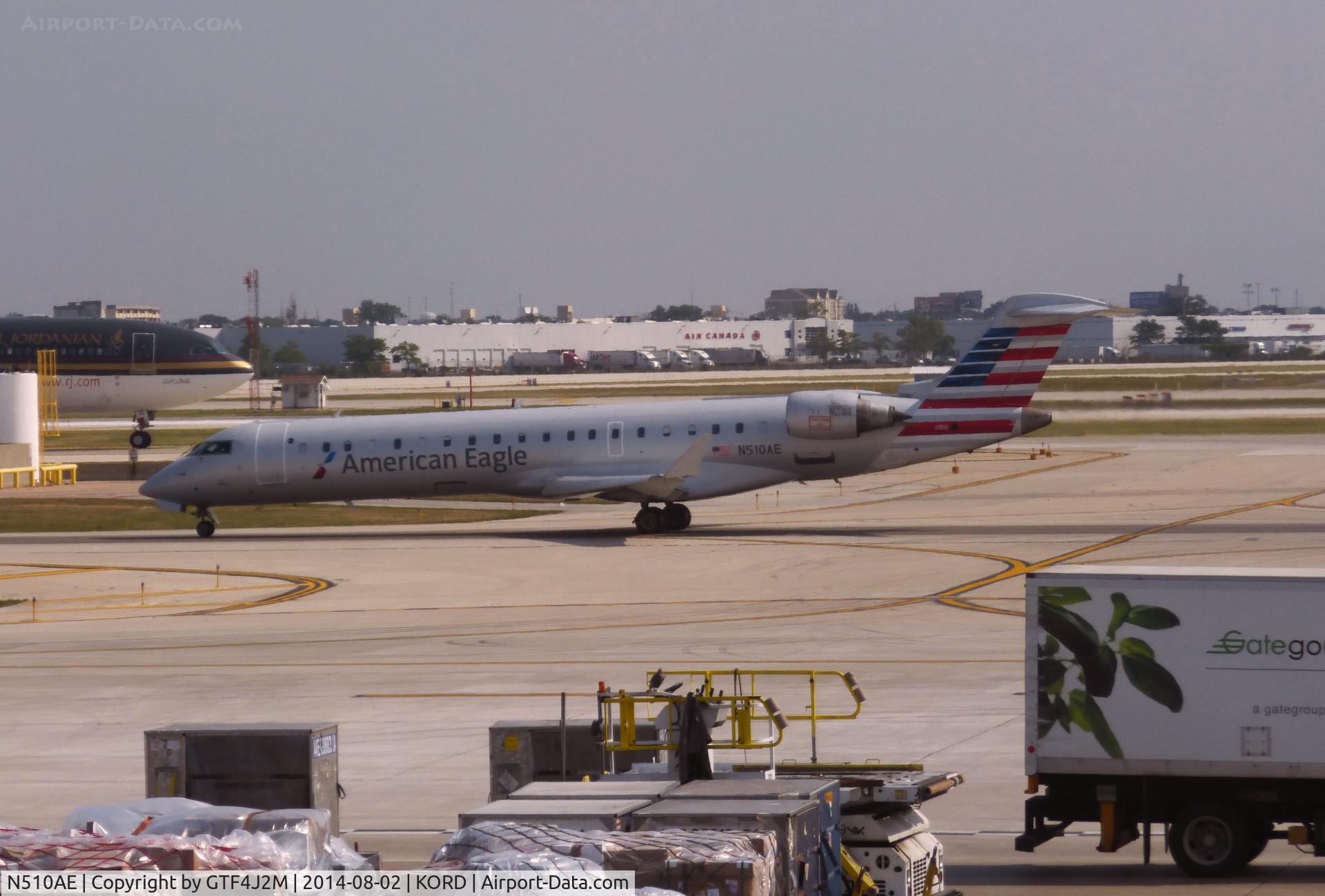 N510AE, 2003 Bombardier CRJ-701 (CL-600-2C10) Regional Jet C/N 10105, N510AE  American Eagle AL  Chicago 2.8.14