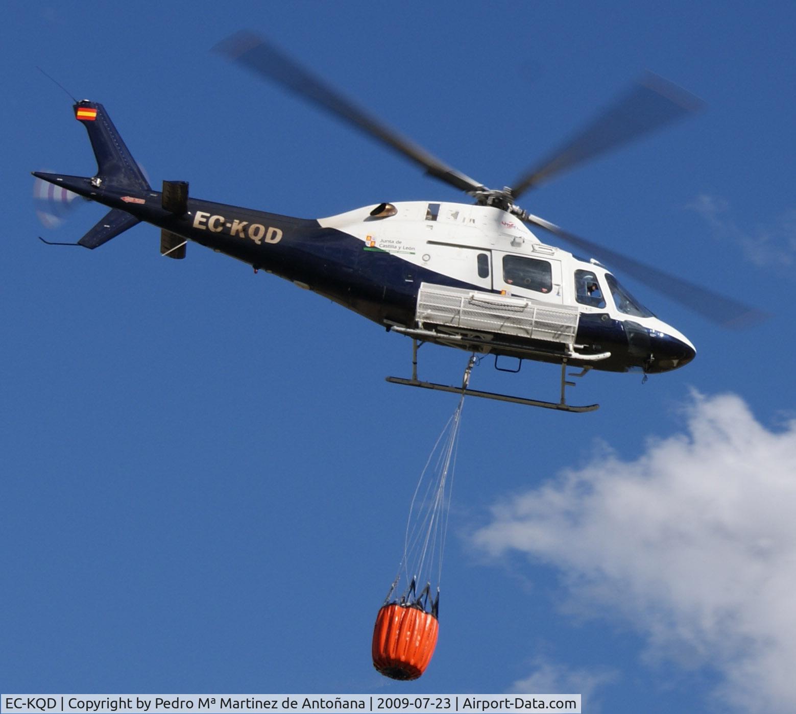EC-KQD, Agusta A-119 Koala C/N 14102, En Vuelo