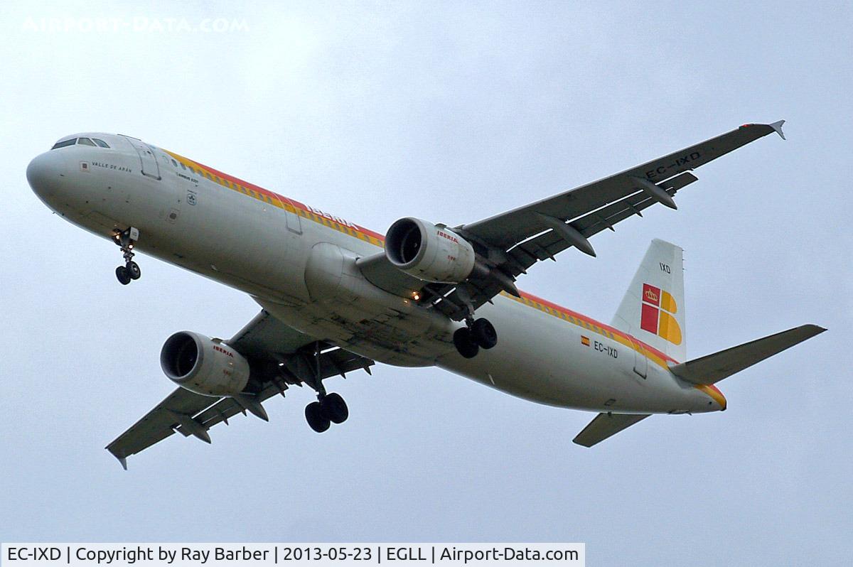 EC-IXD, 2004 Airbus A321-211 C/N 2220, Airbus A321-211 [2220] (Iberia) Home~G 23/05/2013. On approach 27R.