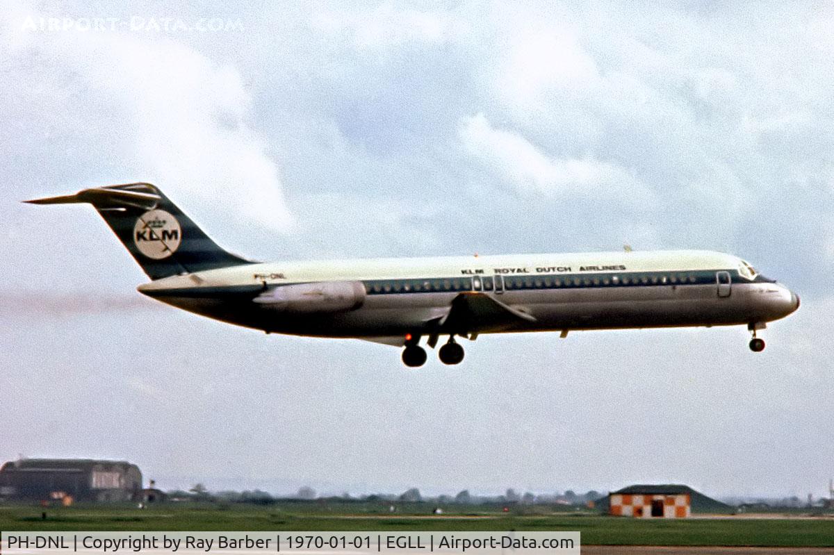 PH-DNL, 1968 Douglas DC-9-32 C/N 47190, Douglas DC-9-32 [47190] (KLM Royal Dutch Airlines) Heathrow~G 1970. Year approximate taken from a slide. On finals 28R.