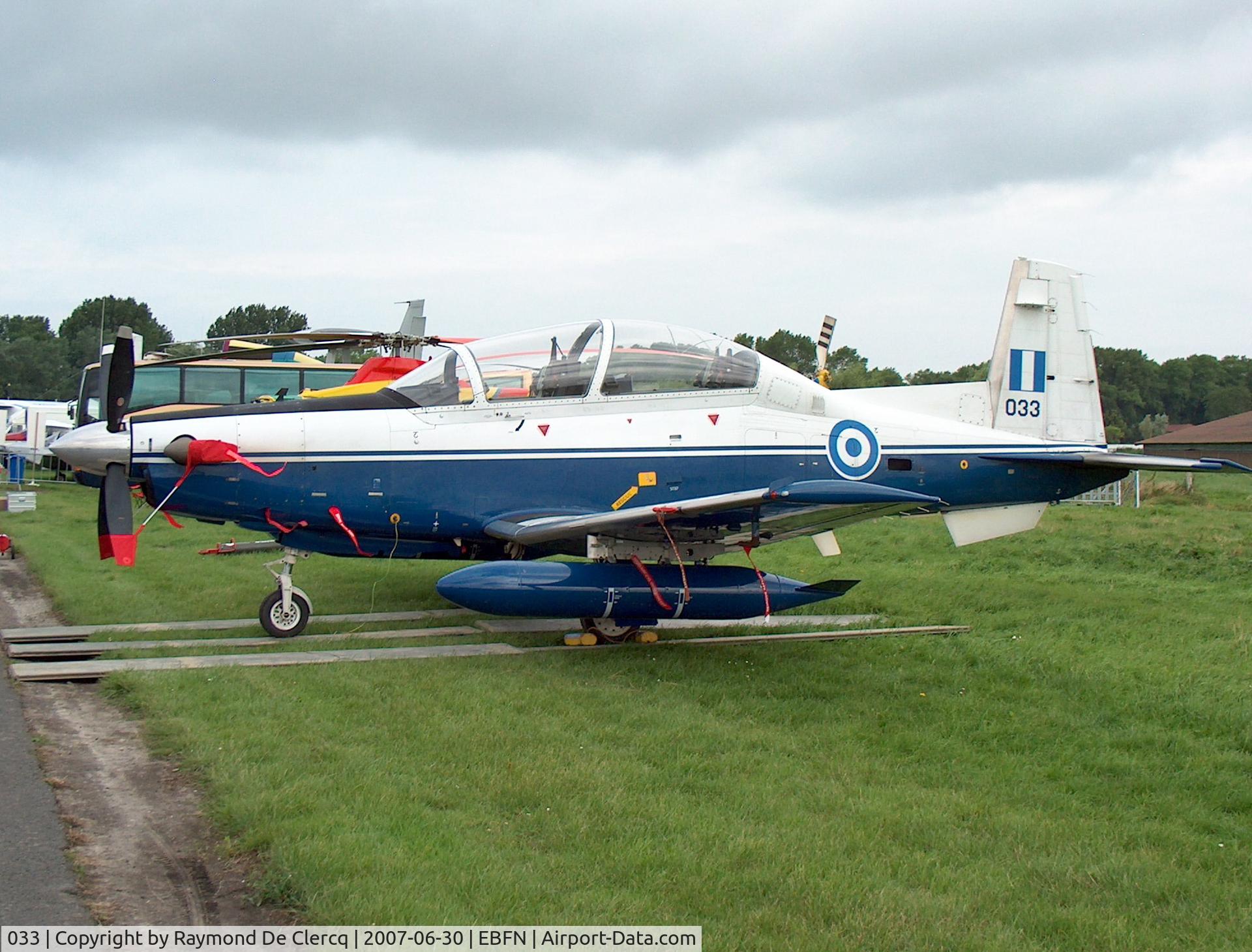033, 2003 Raytheon T-6A Texan II C/N PG-33, Koksijde Airshow on 30-6-2007.