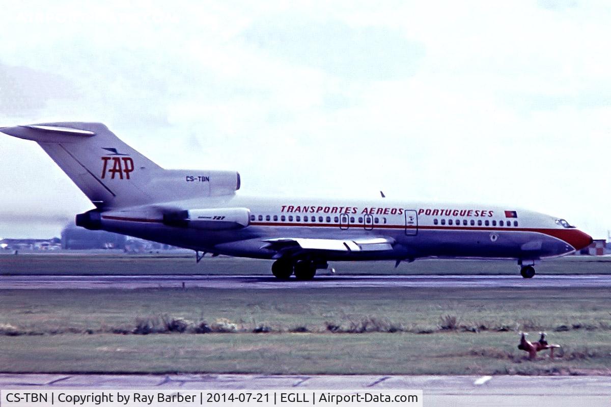 CS-TBN, 1968 Boeing 727-82C C/N 19597, Boeing 727-82 [19597] (TAP Transportes Aéreos Portugueses) Heathrow~G 01/07/1970. Departing 28R. Date approximate taken from a slide.