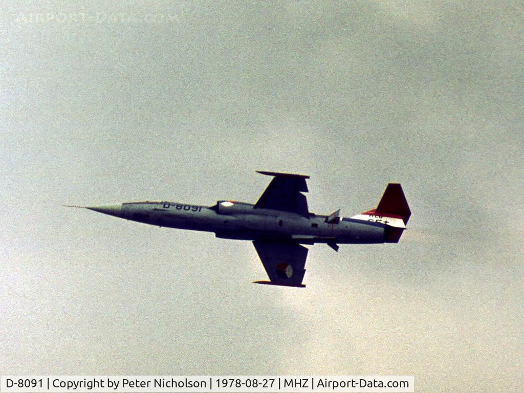 D-8091, 1963 Lockheed F-104G Starfighter C/N 683-8091, F-104G Starfighter with 65th anniversary markings for 322/323 Squadrons Royal Netherlands Air Force in action at the 1978 RAF Mildenhall Air Fete.