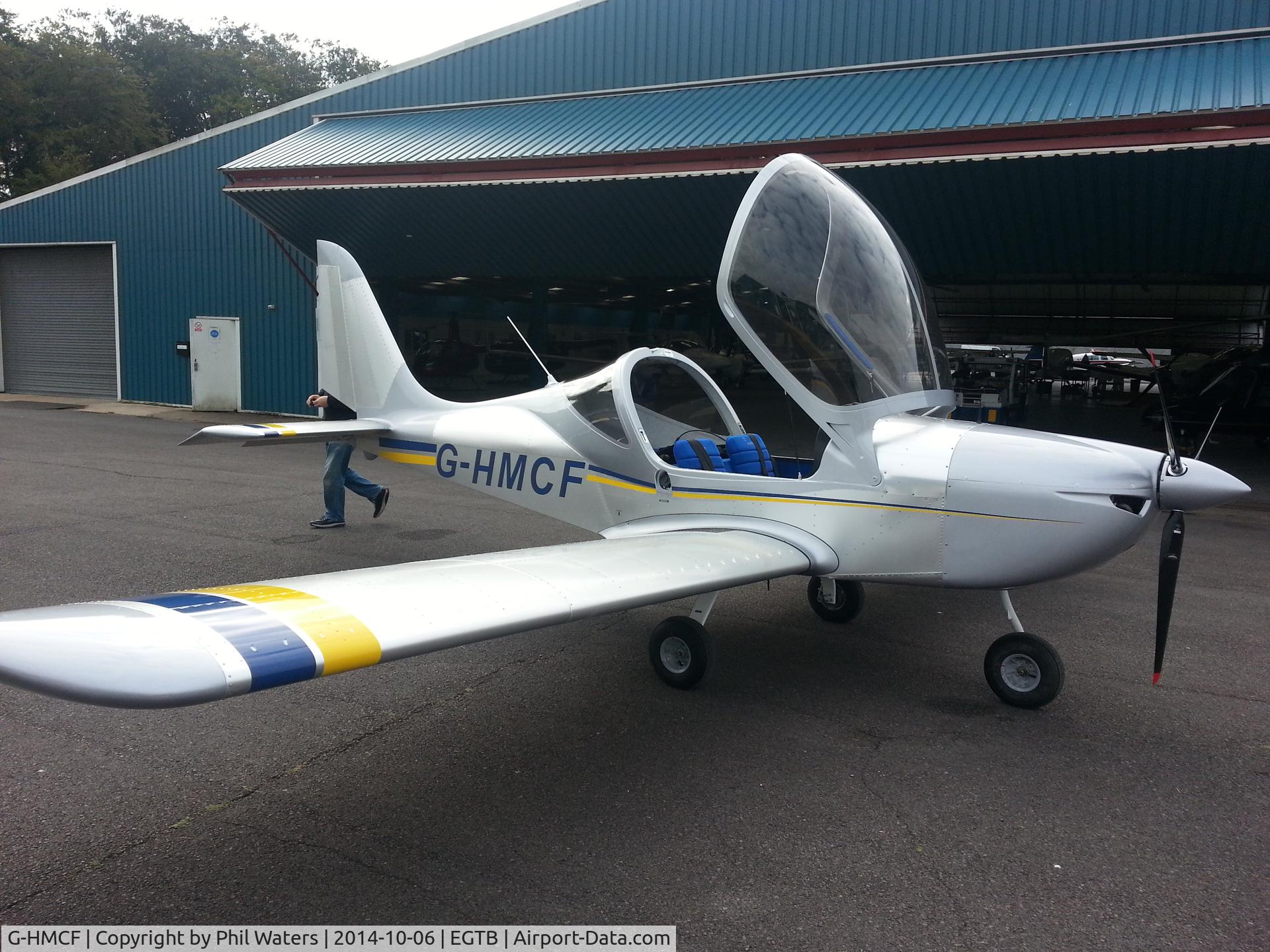 G-HMCF, 2014 Evektor-Aerotechnik EV-97 Eurostar C/N 2014-4204, Being prepared for delivery by LSA at High Wycombe