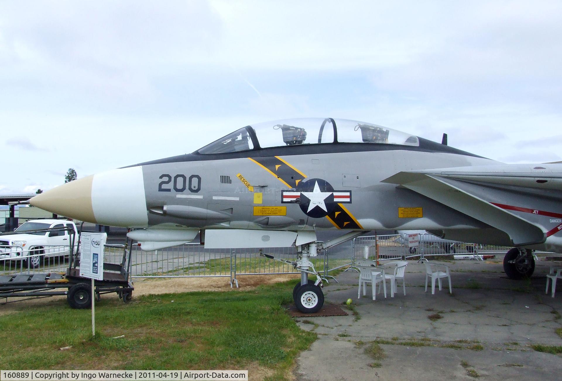 160889, Grumman F-14A Tomcat C/N 318, Grumman F-14A Tomcat at the Pacific Coast Air Museum, Santa Rosa CA