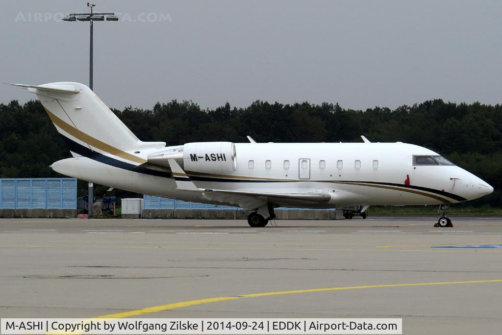 M-ASHI, 2008 Bombardier Challenger 605 (CL-600-2B16) C/N 5765, visitor