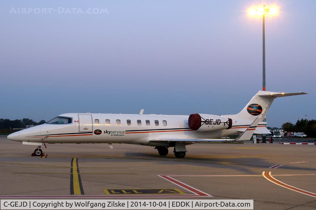 C-GEJD, 2001 Learjet 45 C/N 166, visitor