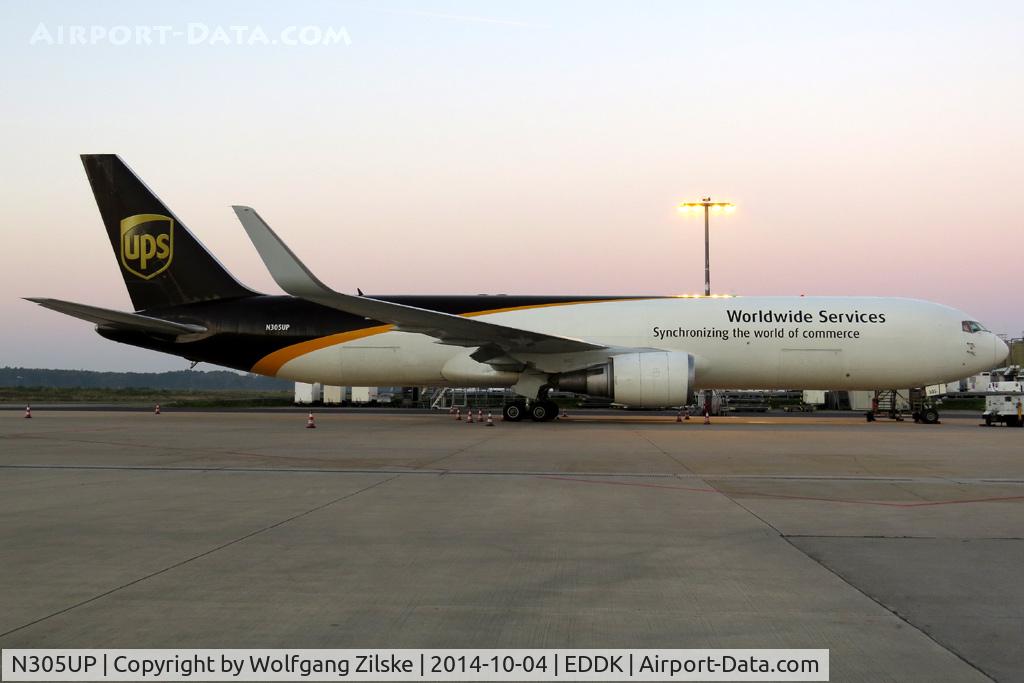 N305UP, 1995 Boeing 767-34AF/ER C/N 27243, visitor