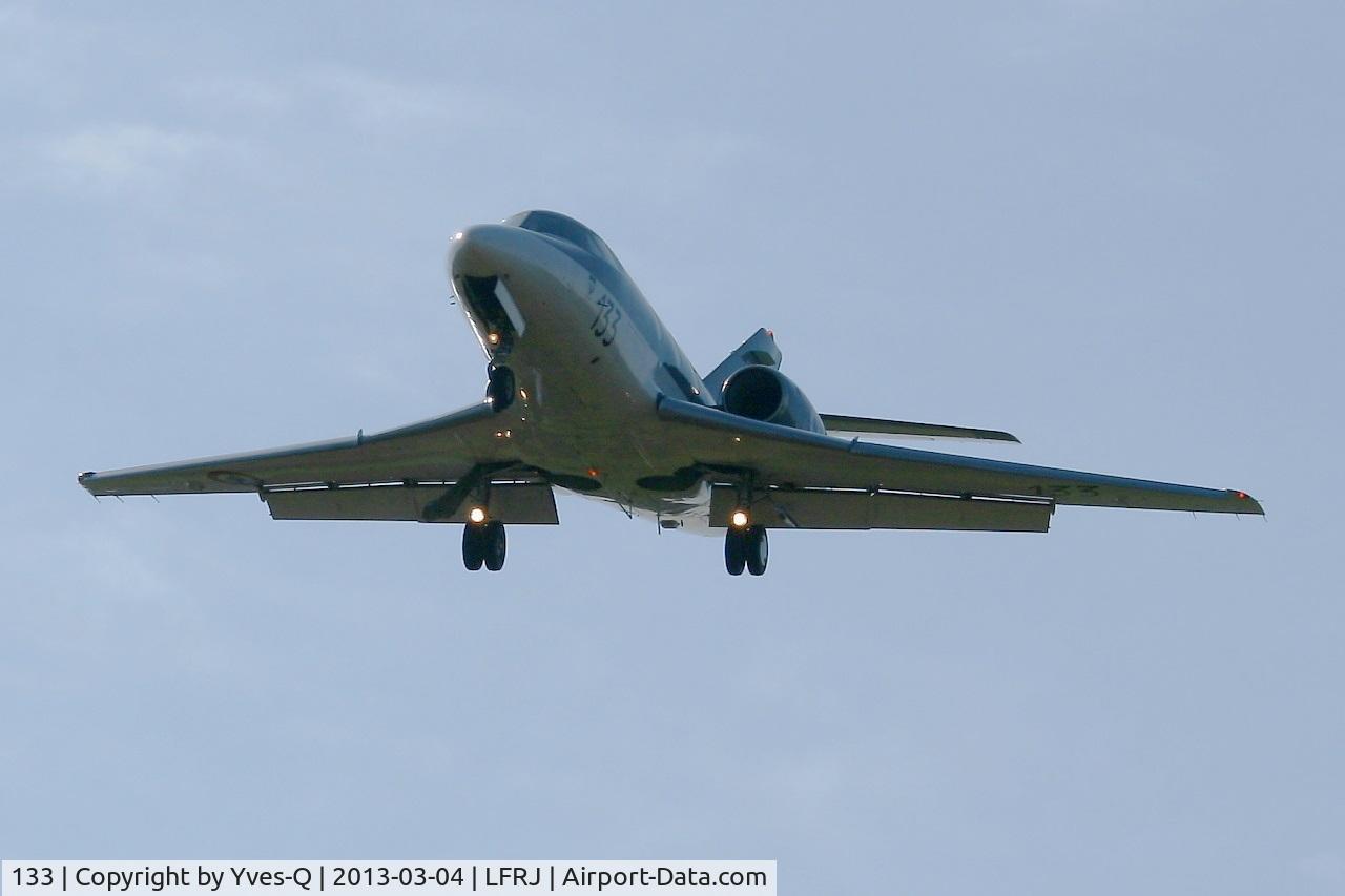 133, 1978 Dassault Falcon 10MER C/N 133, French Navy Dassault Falcon 10 MER, Short approach rwy 08, Landivisiau Naval Air Base (LFRJ)