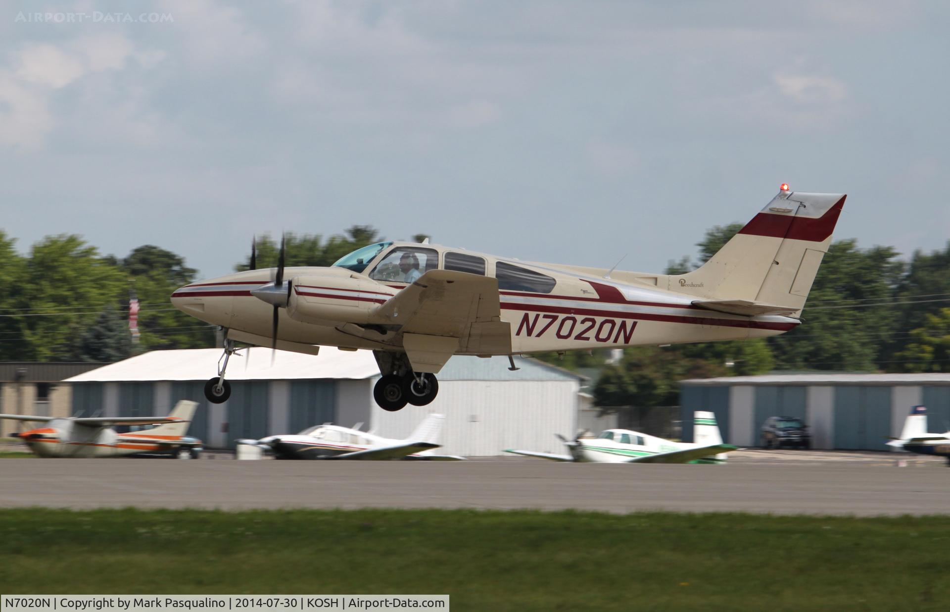 N7020N, 1967 Beech D55 Baron C/N TE-468, Beech D55