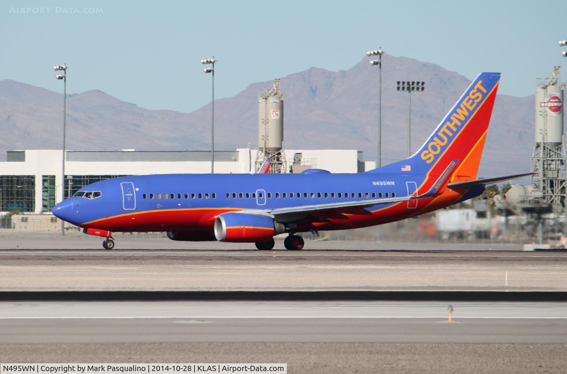 N495WN, 2004 Boeing 737-7H4 C/N 33869, Boeing 737-700